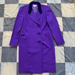 Oberon VTG 100% Wool Velvet Purple Trench Coat Asymmetrical Buttons Size 14